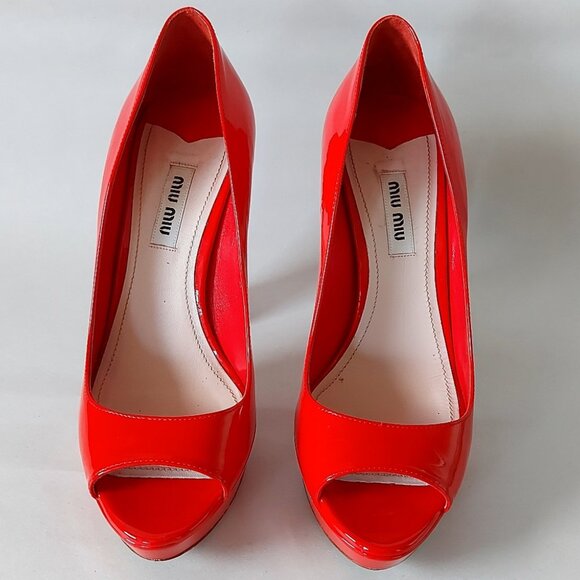 Miu Miu Pumps Size EU 37 Red Patent Leather Peep Toe Comfy Curve Block High Heel - Picture 4 of 13